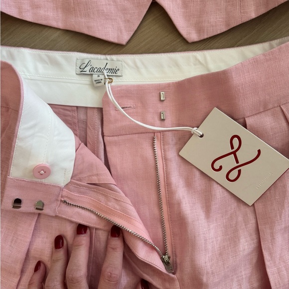 L'Academie by Marianna Carinne Short & Vest set in Blush Pink - Picture 3 of 6